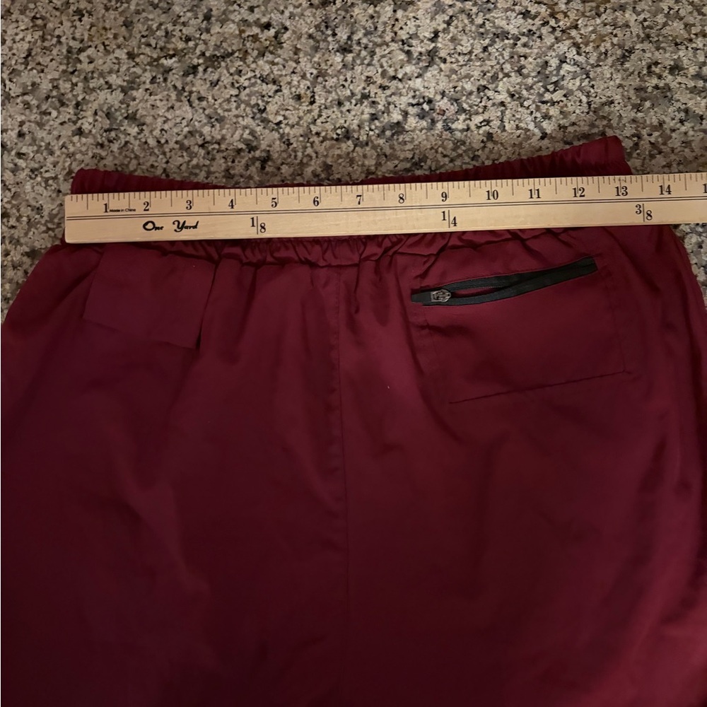 Men's Burgundy Athletic Zip pocket lined gym Shorts - Picture 4 of 5